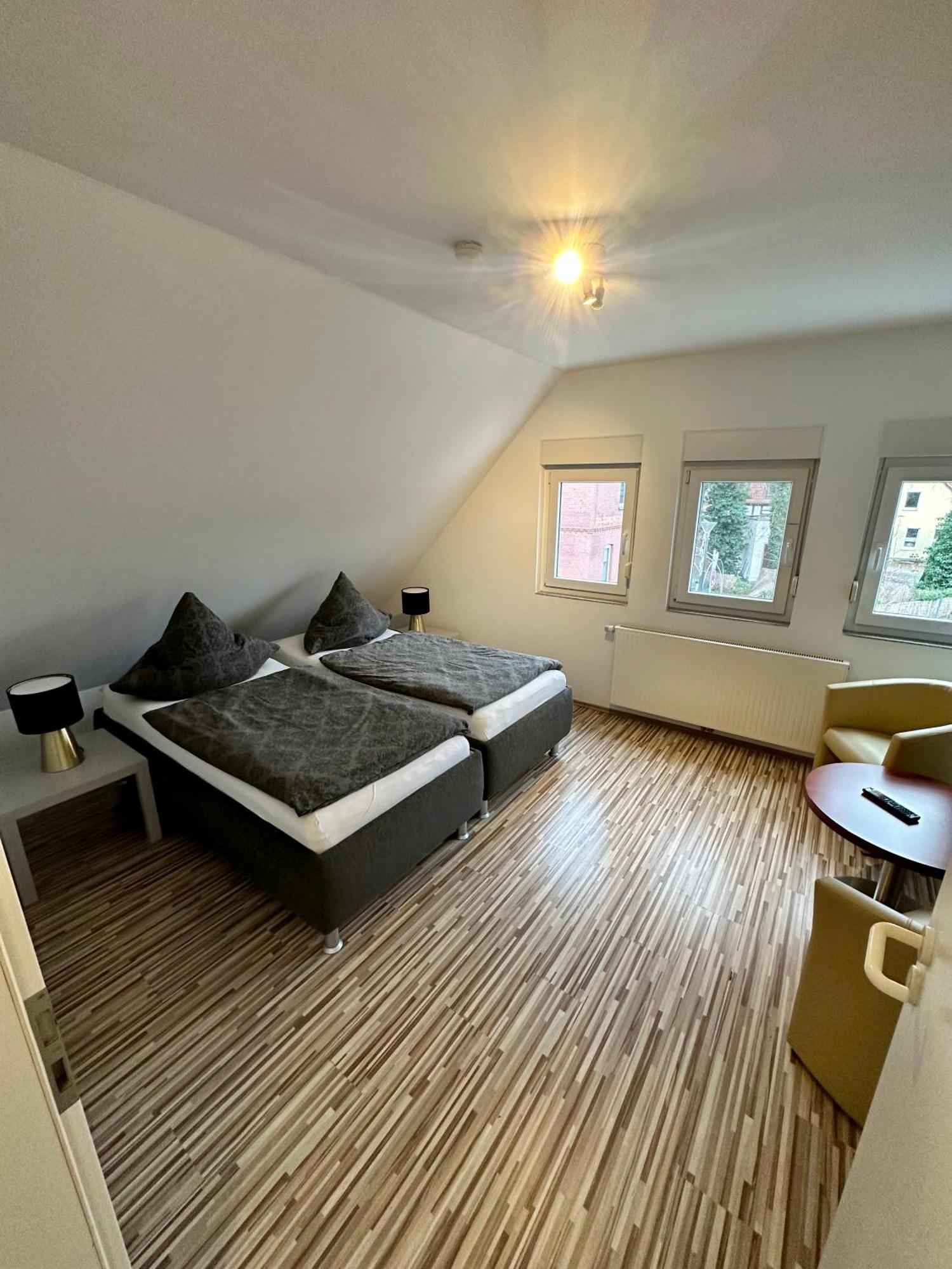 Zwei Ferienwohnungen Anker Max 5 Personen & Leuchtturm Max 4 Personen, Direkt In Steinhude Scheunenviertel, Balkon, Wlan , Privater Parkplatz, Wallbox Exterior foto
