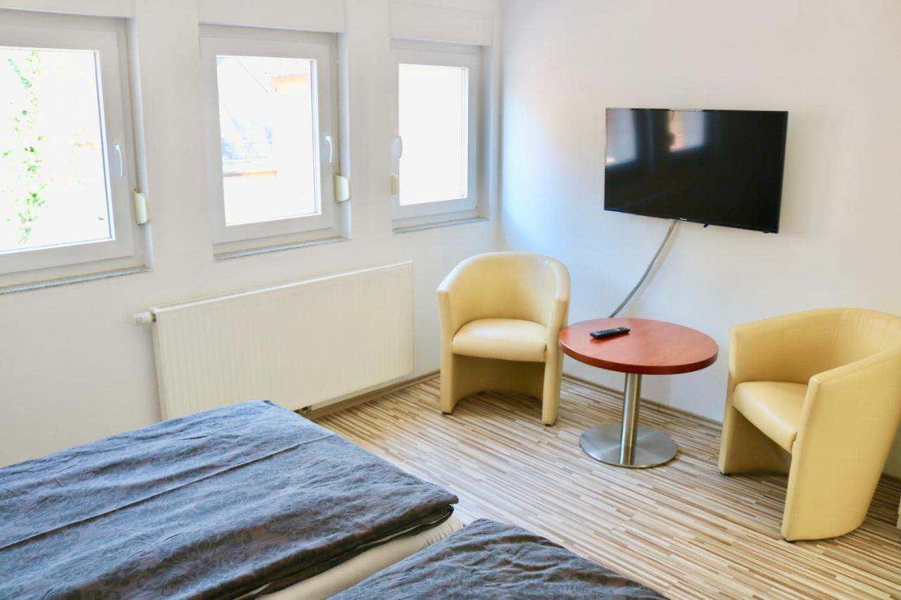 Zwei Ferienwohnungen Anker Max 5 Personen & Leuchtturm Max 4 Personen, Direkt In Steinhude Scheunenviertel, Balkon, Wlan , Privater Parkplatz, Wallbox Exterior foto